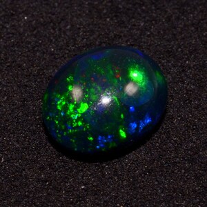 Natural Black Ethiopian Opal, Welo Fire Opal, Rainbow Fire Opal, Opal Cabochon, Black opal Loose Opal Gemstone 11X9X5MM