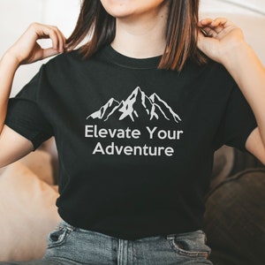Mountain Nature Minimal Géométrique Randonnée Camping Hiker Cadeau T-Shirt, Tee-shirt de randonnée en montagne, TShirt randonneur, Cadeaux de trekking en montagne