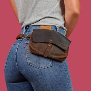 Sac ourson gravé, sac ceinture en cuir, sac banane personnalisé, mini sac banane, cadeau personnel pour un anniversaire, sac banane pour femme, sac banane en cuir