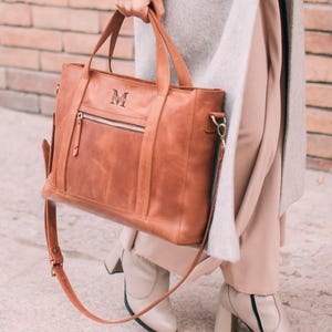 Laptoptasche Damen. Perfekt für Laptop 13 und 15 Zoll mit Zusatzfach. Tasche fürs Büro wie auch für den Alltag.