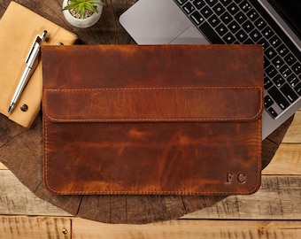 Macbook leather case, custom laptop bag, engraved leather laptop case, macbook sleeve, bag for laptop, women laptop bag, handle laptop case