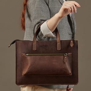 Handmade laptop bag, custom business gift, womens laptop bag, leather macbook case, laptop sleeve, handle laptop case gift