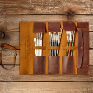 Leather Paint Brush Holder Roll, Artist Brush Case with Pockets, Painter Gift, Handmade Leather Art Supply Organizer, Travel Brush Bag