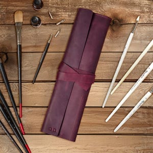 Künstler Werkzeugkoffer, Leder Rollkoffer mit Reißverschlusstasche, Pinselhalter, Geschenk für Künstler