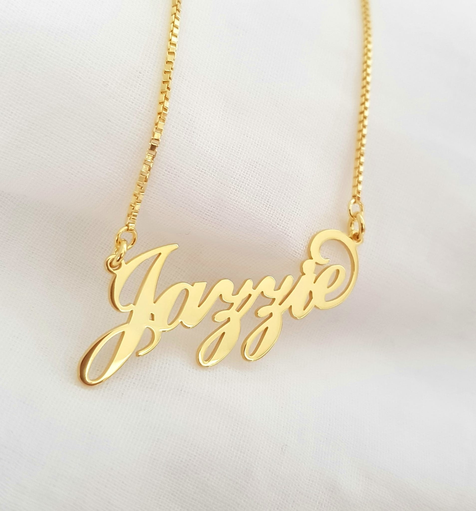 Carrie Script Name Necklace, Personalized Carrie Font Nameplate, 14K ...