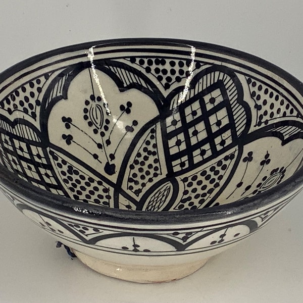 Keramik Obstschale / Schüssel schwarz-weiß - traditionelle Handarbeit aus Safi / Marokko