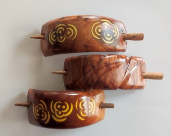 Thuja Wood Hair Barrette: Antique Design