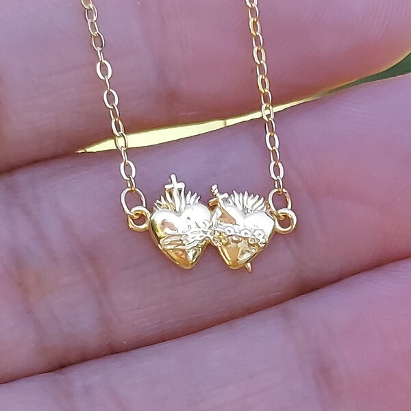 Litet halsband med heliga och obefläckade hjärtan, 14k guld över sterlingsilver