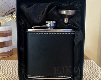 Genuine Black Leather Hip Flask 6oz - Personalised Gift for Him - Wedding Groomsman Gifts  - Whiskey - Hipflasks
