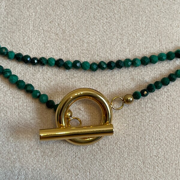 Malachite T clasp necklace