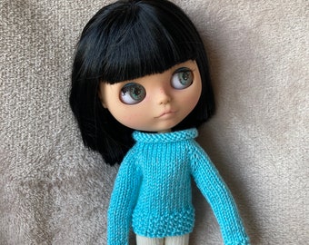 Hand knitted sparkly jumper for neo Blythe or similar sized dolls