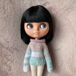 Hand knitted jumper for neo Blythe or similar sized dolls
