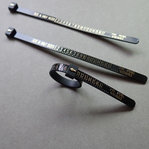 Ring sizer, Ring sizing tool, Plastic ring sizer, Ring gauge, UK ring sizer