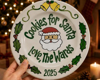 Plato personalizado para galletas de Papá Noel, plato navideño de cerámica personalizado, plato de Papá Noel pintado a mano, regalo navideño familiar para recordar / C007