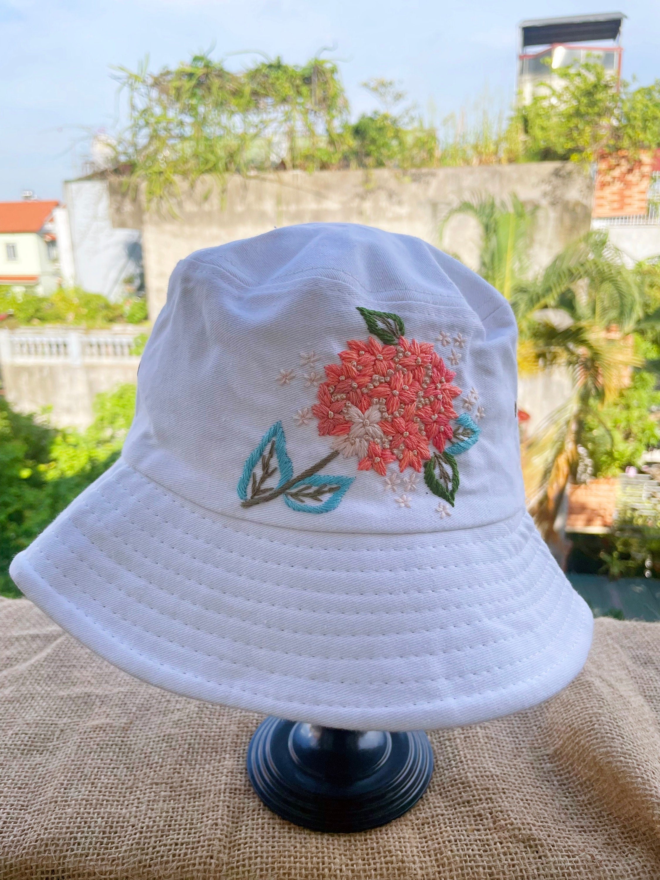 Vintage Floral Embellished White Hat 83549CC0-0149-4F91-8EFB-  main image 4