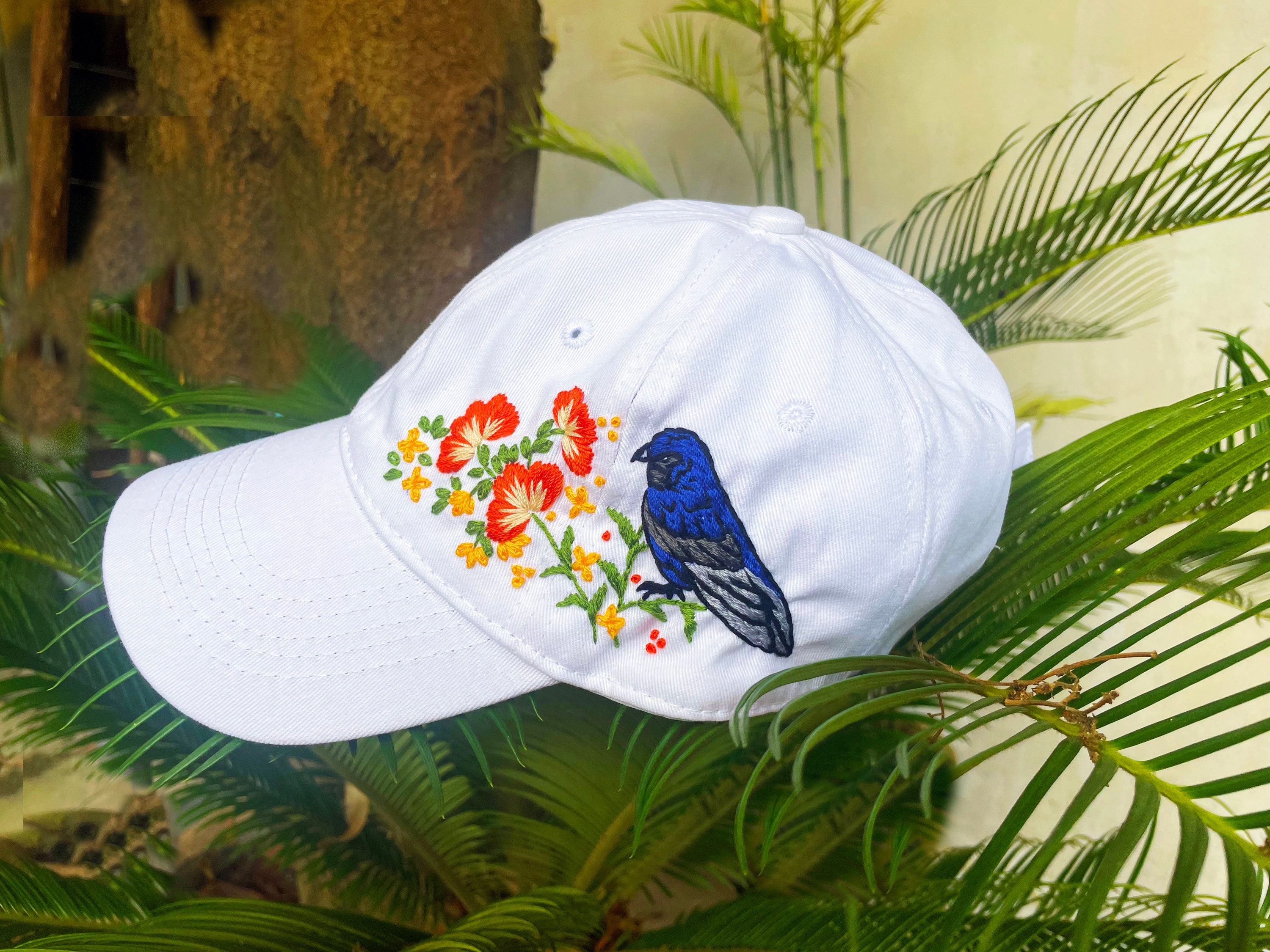 鳥の刺繍入りキャップ、カスタム刺繍入り帽子、手刺繍入りタンポポの