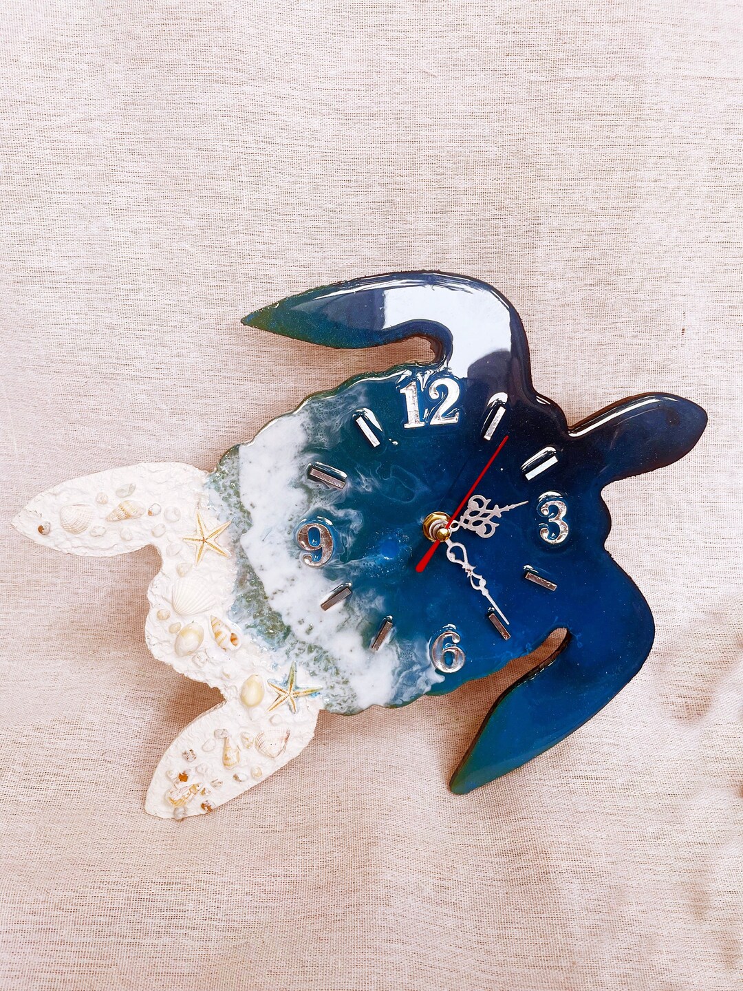 Resin Turtle Wall Clock With Mountain Resin Turtle Wall Clock With
