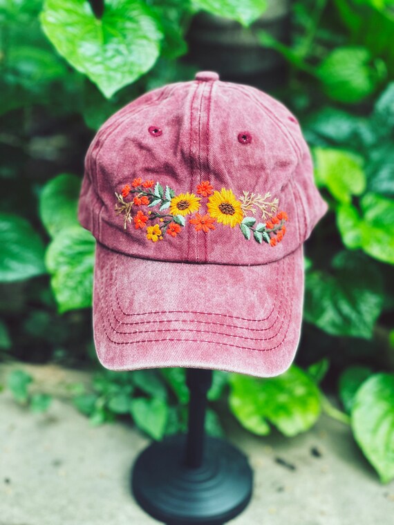 Women\'s Embroidered Baseball Cap Adjustable Soft Breathable Hats Romantic Floral Hat for Women qinhaie Elegant Floral Embroidered Baseball  main image 3