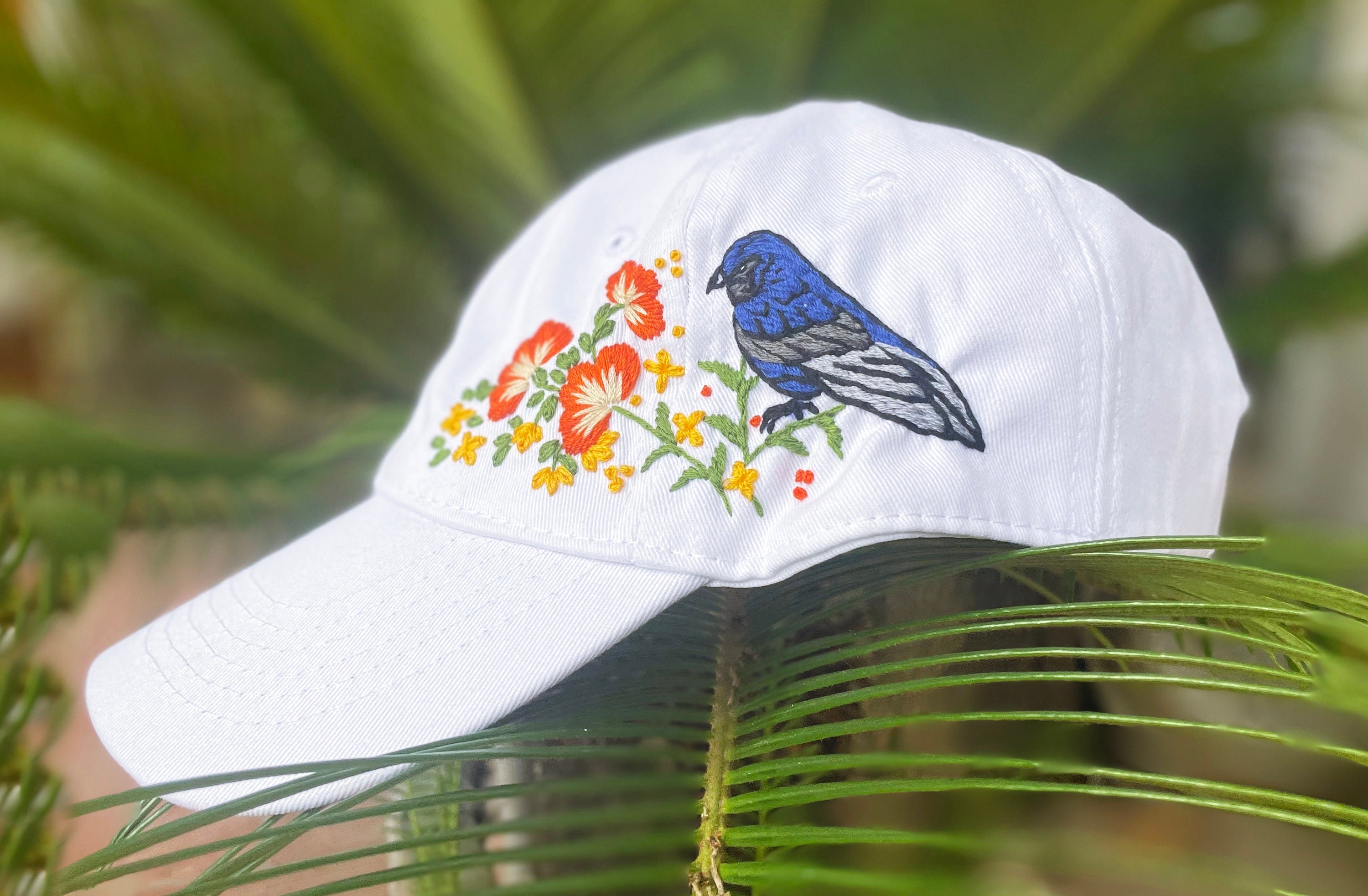 鳥の刺繍入りキャップ、カスタム刺繍入り帽子、手刺繍入りタンポポの
