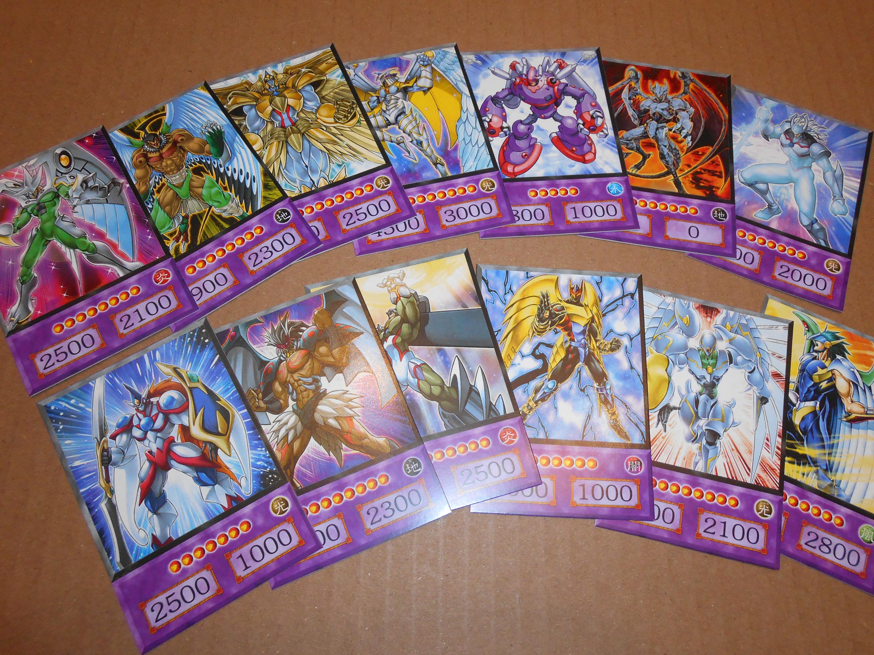 Jaden Yuki Deck Anime (350 Cards +27 Rare) Playmat & Deckbox Ygo