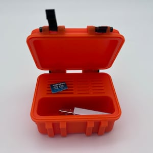 USB Flash Drive & Memory Card Organizer - Electronic Accessories Storage Box