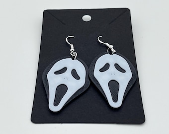 Spooky Scream Earrings - Horror Movie Inspired Dangle Earrings for Halloween and Everyday Wear