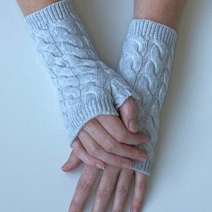 Luxury 100% pure cashmere cable wristlets