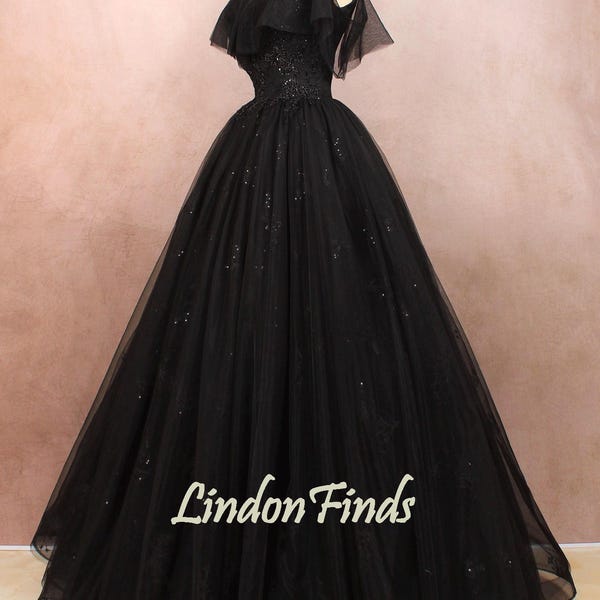 Black Sheer Straps lace a line wedding ball gown,Elegant bridal dress,off the shoulder formal party gown