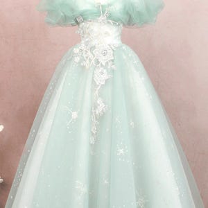 Lace Bodice Off-Shoulder Floor-Length Gown Dark Green