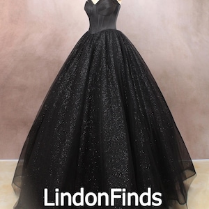 Black tulle wedding boho ball gown,sleeveless wedding gown,strapless formal evening gown,princess bridal gown