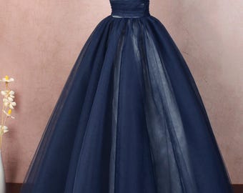 Marineblauwe tule off-shoulder trouwjurk, elegante formele jurk
