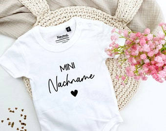 Baby Body personalisiert, Schwangerschaft verkünden, Babybody Geschenk Geburt, Babyparty, Ankündigung Baby 2024, Überraschung Oma und Opa