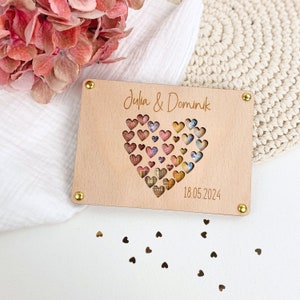 Geldgeschenk Hochzeit personalisiert Geschenkkarte Holz, Geschenkverpackung Geld Herz, Geschenk Brautpaar, Hochzeitsgeschenk Bild 1