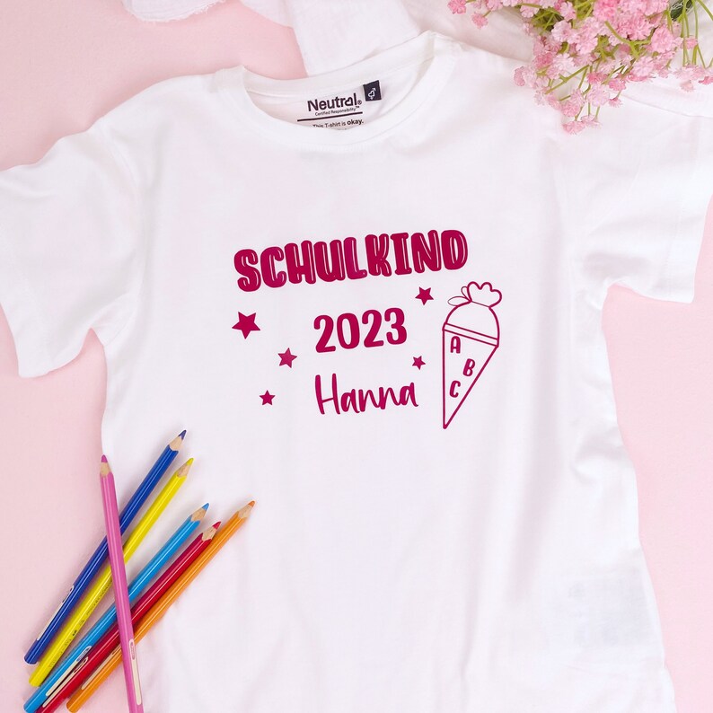 Schulkind 2024 T-Shirt, Geschenk Einschulung Tshirt, Shirt Schulanfang erste Klasse, Geschenkidee erster Schultag Junge, Schulstart Mädchen image 1