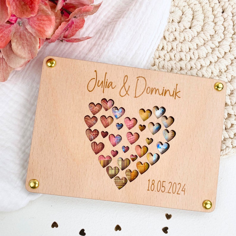 Geldgeschenk Hochzeit personalisiert Geschenkkarte Holz, Geschenkverpackung Geld Herz, Geschenk Brautpaar, Hochzeitsgeschenk Bild 2