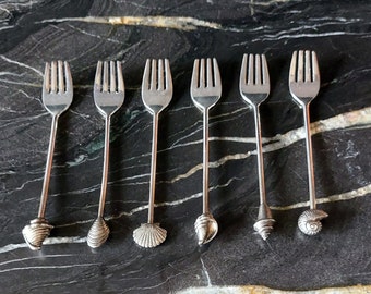 Vintage set of 6 Pastry Forks, Shells design, Cake Forks, Afternoon Tea, High Tea, Dessert Forks