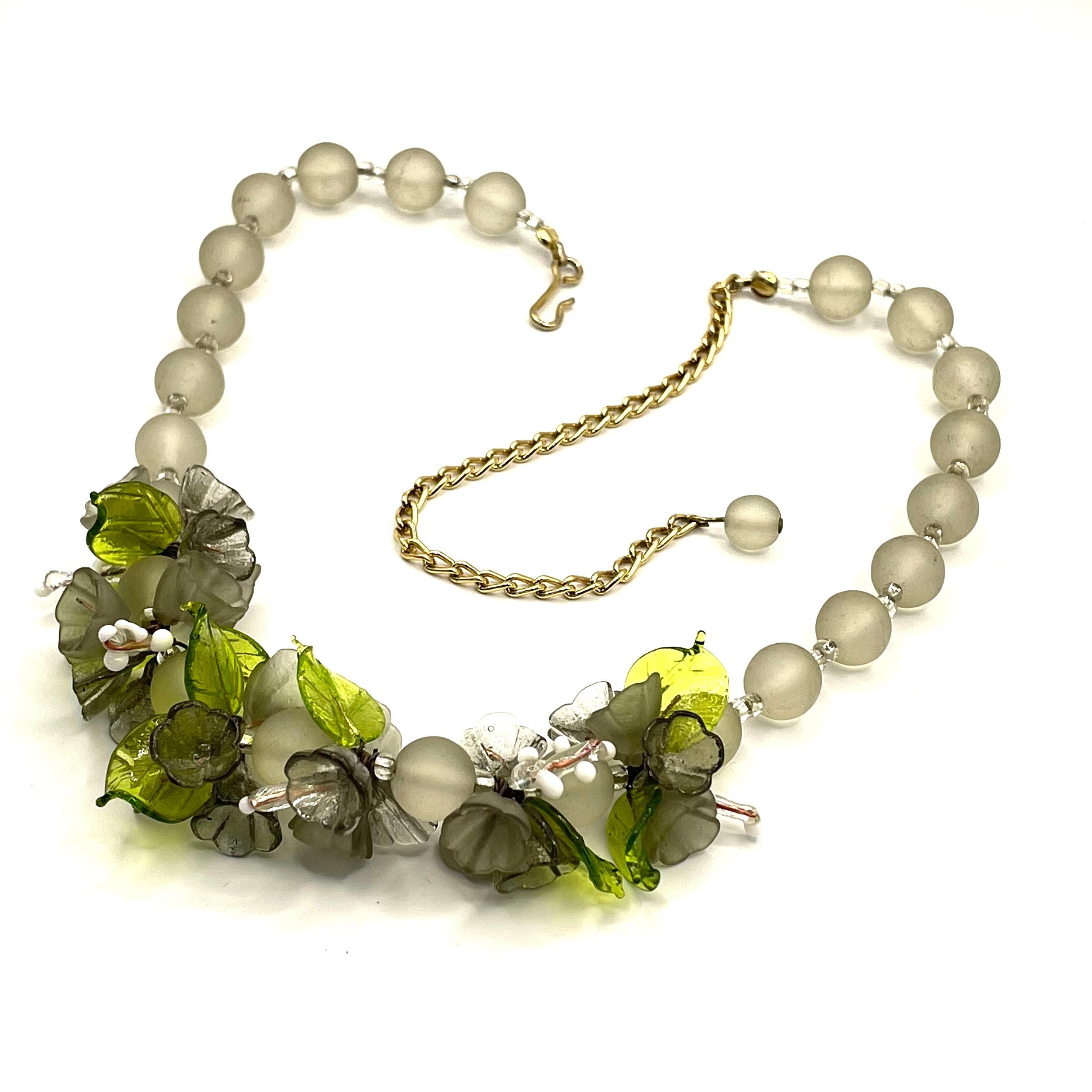 Vintage Marbleized Acrylic Heavy Detailed Necklace (A1977