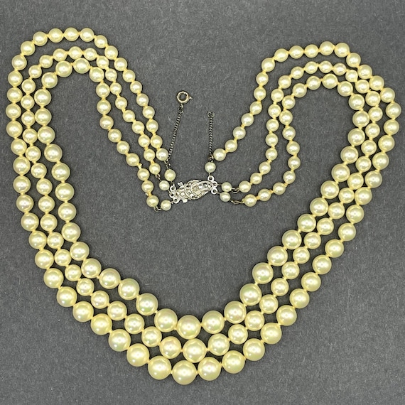 Vintage classic glass faux pearl triple strand gr… - image 2