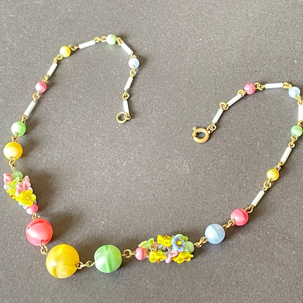 True vintage Art Deco moulded satin glass flower bead and gold tone wire necklace, 1930s, pastel colours yellow, blue, green, white & pink