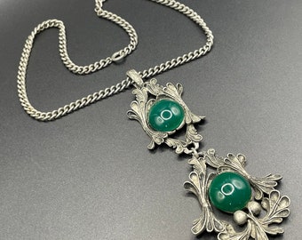 Huge vintage signed lariat necklace in pewter silver tone with emerald green glass cabochons, organic celtic design, signed Dorene