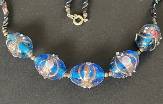Collier Ancien En Perles De Verre Bleu Graduées - Occasion, Bon état, Vintage