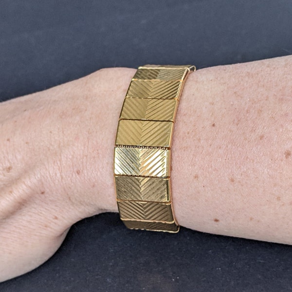 Vintage gold plated mesh / brickwork style wide cuff bracelet brutalist modernist type design