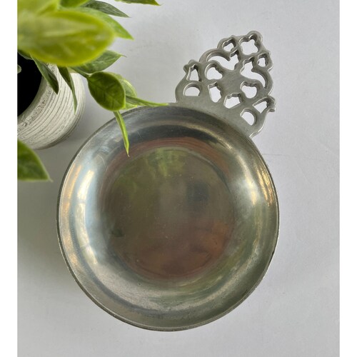 RWP Wilton Columbia Armetale Vintage Pewter Porringer Bowl Dish Plate with Handle