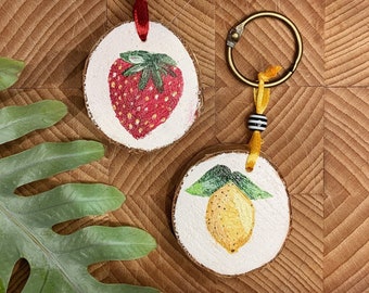 Porte-clés fruits peints à la main, porte-clés peints en bois.