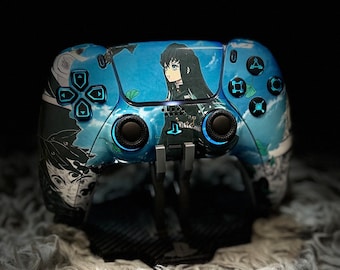 Niestandardowy kontroler do PS5 w stylu anime