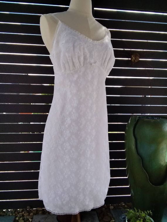 1950's Voile Lace Fully Lined White Petticoat