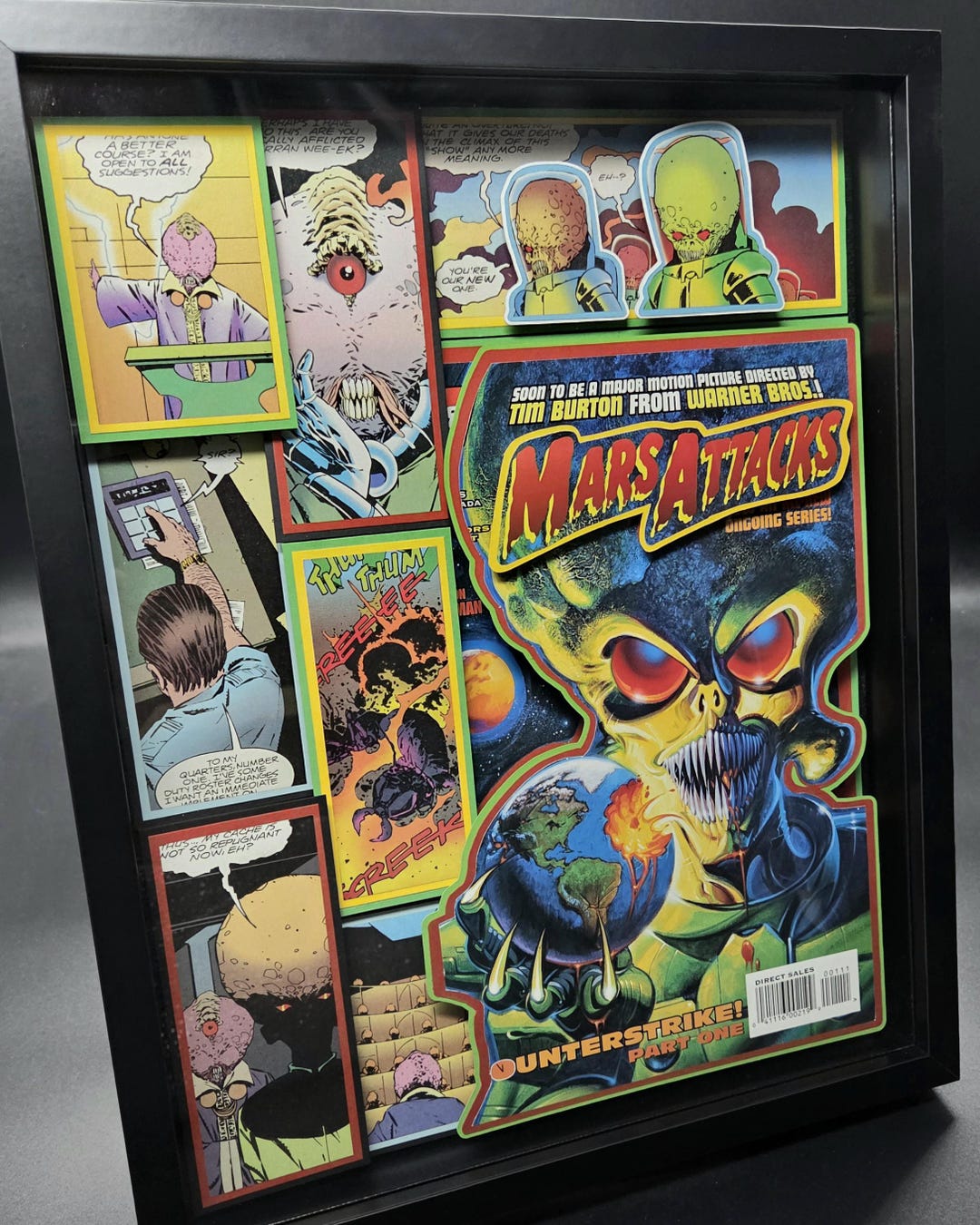 Mars Attacks Comic Book Shadow Box: Collectible Sci-fi Space Age ...