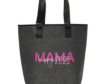 Filztasche bestickt personalisiert | Hochwertig verarbeitet | 44x26cm | Besondere Geschenkideen | Motiv: MAMA happy mit Jahreszahl