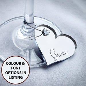Personalised Heart Wine Glass Name Tag – Engraved Acrylic Wedding Place Card, Custom Table Name Charm, Party & Event Drink Marker