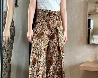 Handgefertigte Batik Wickelhose: Seiden-Viskose-Mix, Boho Festival Hose